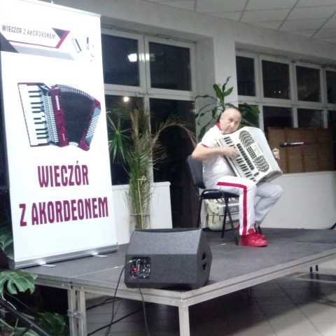 Powiększ obraz: 