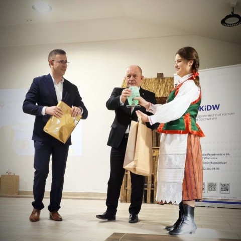 Powiększ obraz: 