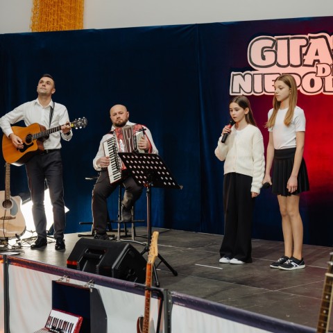 Powiększ obraz: 