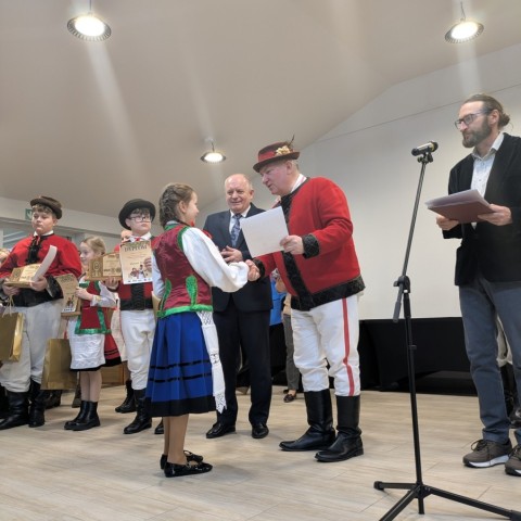 Powiększ obraz: 