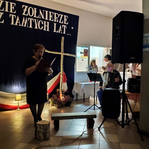 Powiększ obraz: 