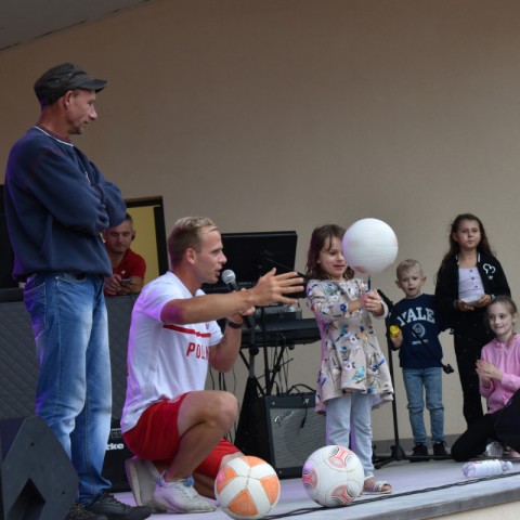 Powiększ obraz: PIKNIK RODZINNY „NASZ WSPÓLNY CZAS”