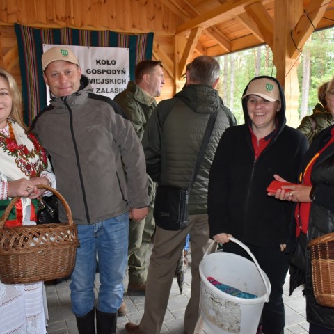 Powiększ obraz: I Kurpiowskie Grzybobranie w Zalasiu