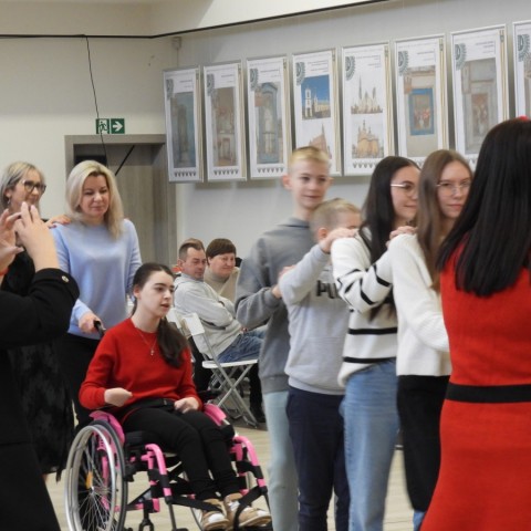 Powiększ obraz: 