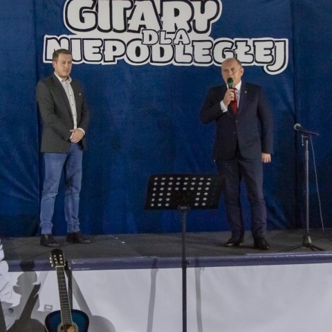 Powiększ obraz: 