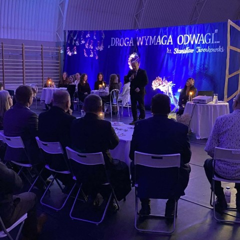 Powiększ obraz: 