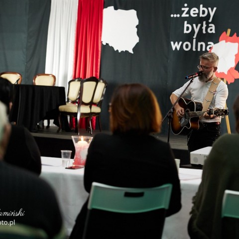 Powiększ obraz: 